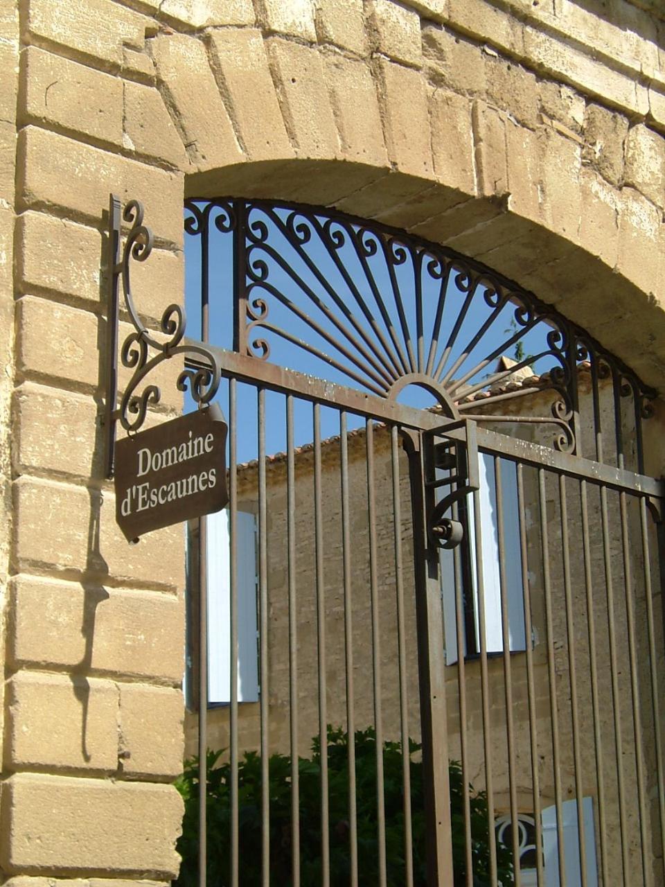 Domaine Des Escaunes Sernhac Ngoại thất bức ảnh