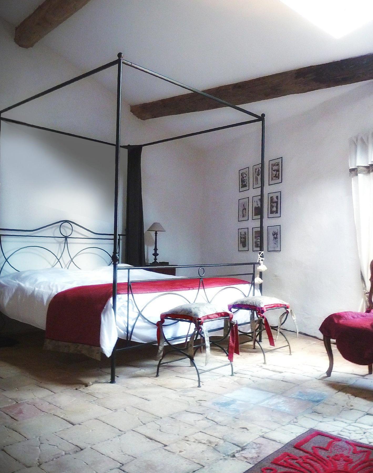 Domaine Des Escaunes Sernhac Ngoại thất bức ảnh